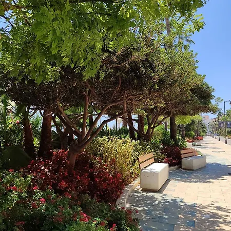 Edificio Jardín * Estepona