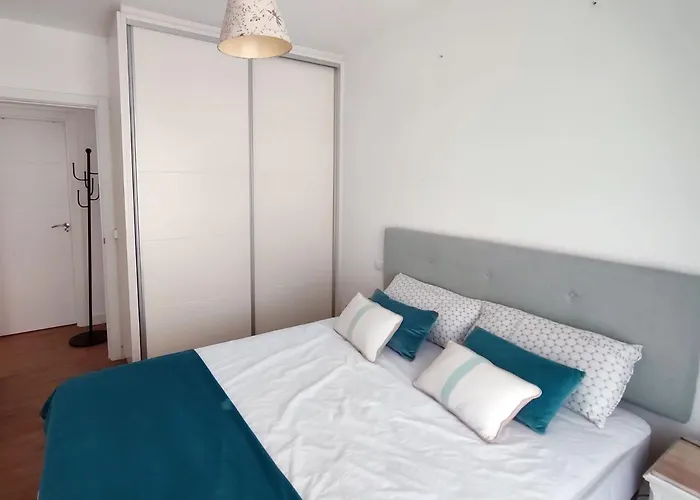 شقة Edificio Jardin إِستيبونا