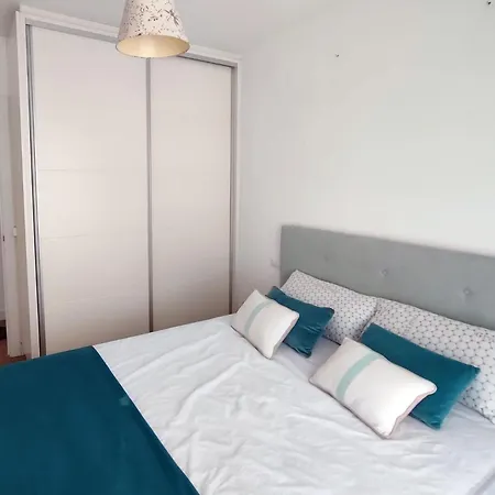 דירה Edificio Jardin אסטפונה