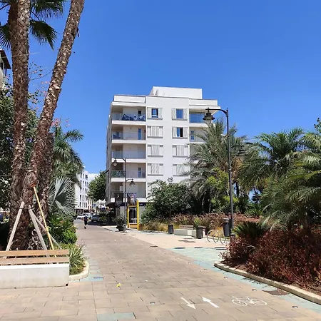 Edificio Jardin דירה אסטפונה